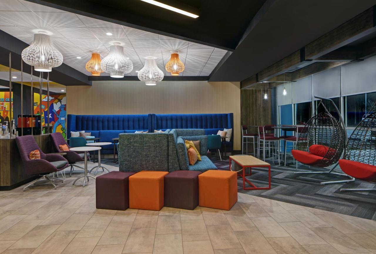 Tru By Hilton Austin Airport, Tx Hotel Екстериор снимка